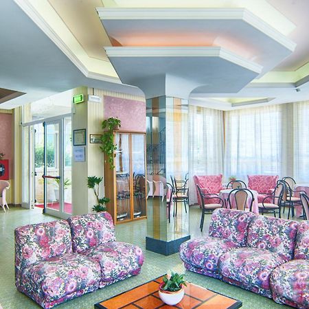 Hotel Raimondi Bellaria-Igea Marina Dış mekan fotoğraf